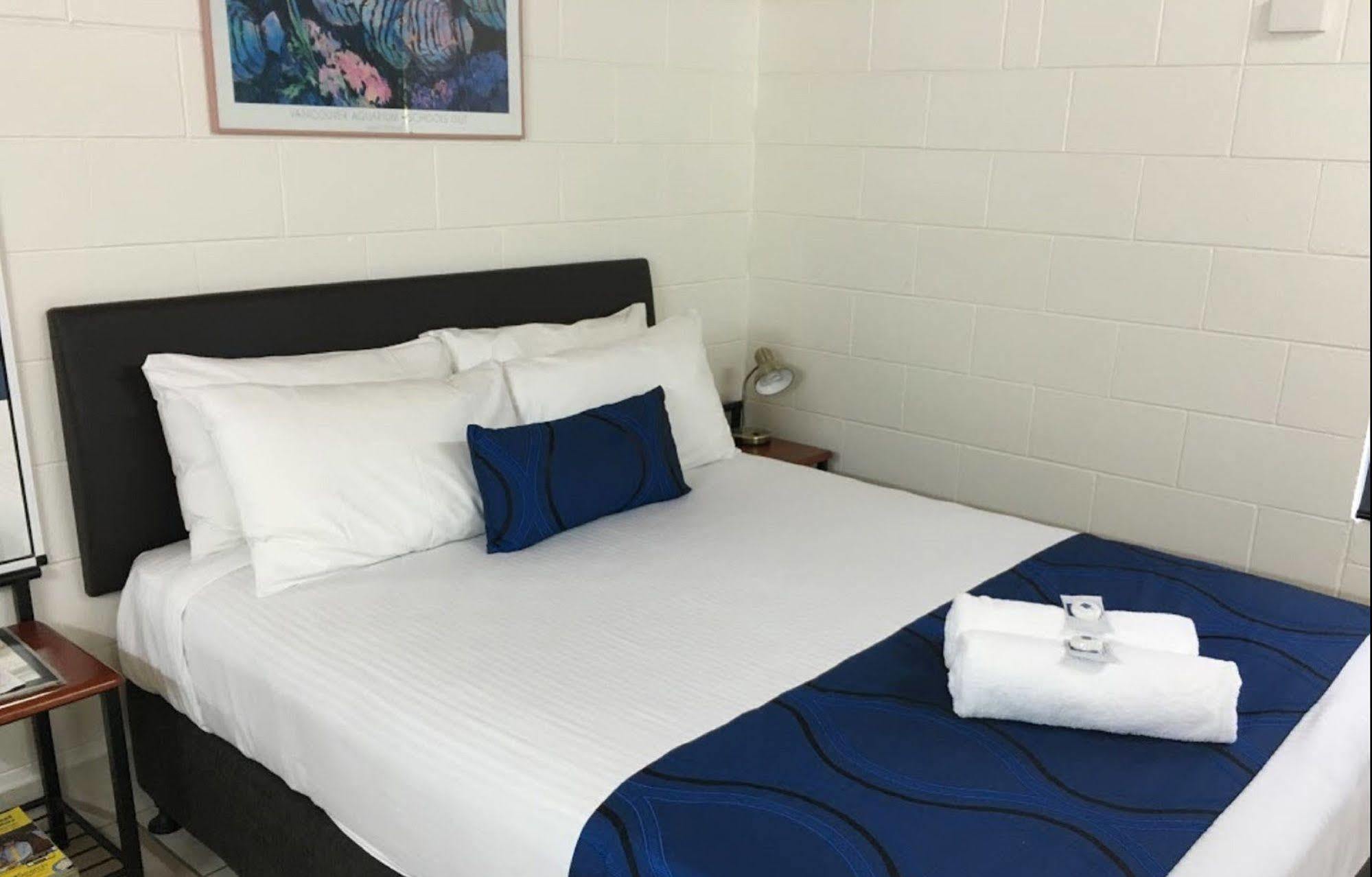 Barrier Reef Motel איניספייל מראה חיצוני תמונה